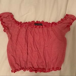 Brandy Melville Ruffled Crop Top